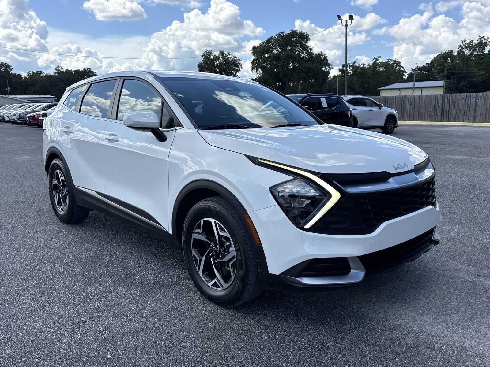 Used 2023 Kia Sportage LX FWD image 7