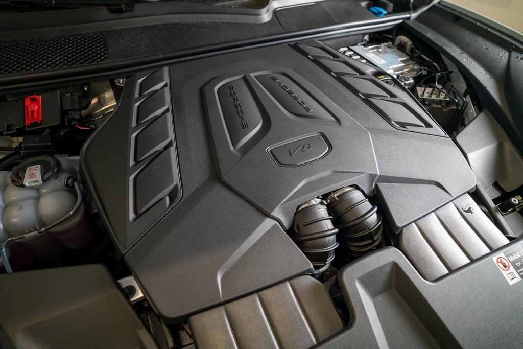 New 2026 Porsche Cayenne GTS image 48