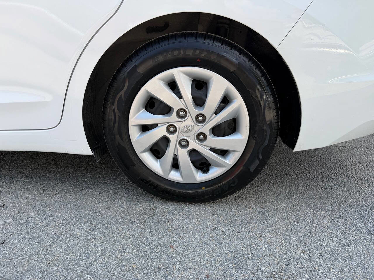 Used 2019 Hyundai Elantra SE w/ Cargo Package FWD image 36
