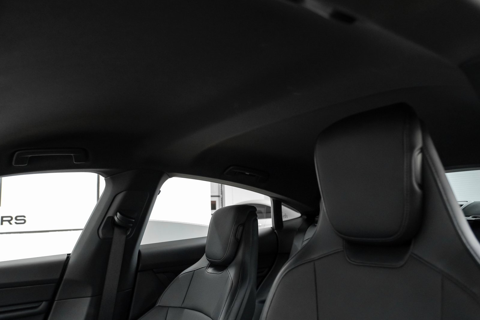 Used 2023 Porsche Taycan image 27