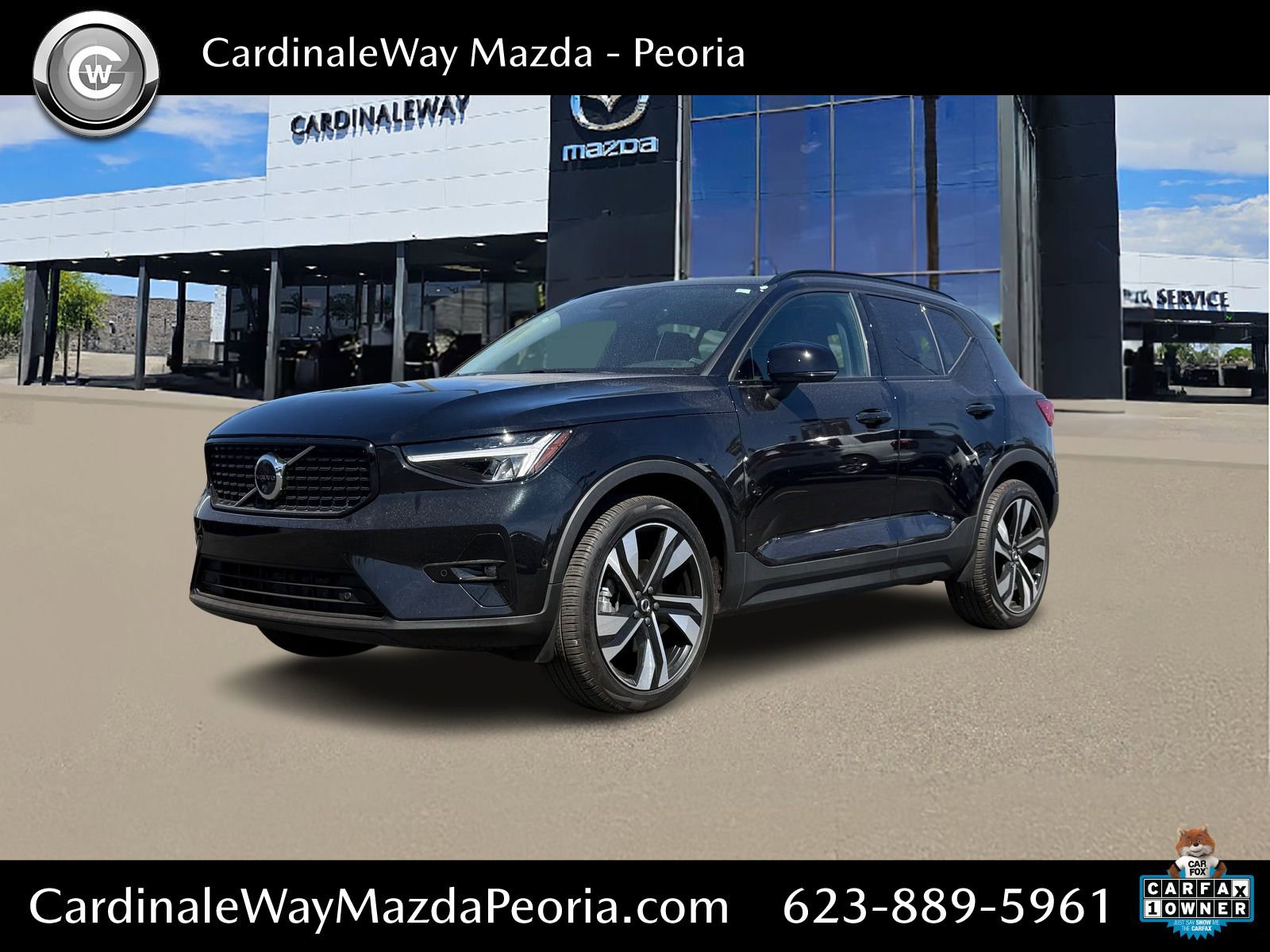 Used 2025 Volvo XC40 B5 Plus image 1