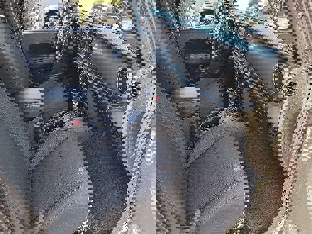 Used 2022 Jeep Wrangler Unlimited Sport image 16