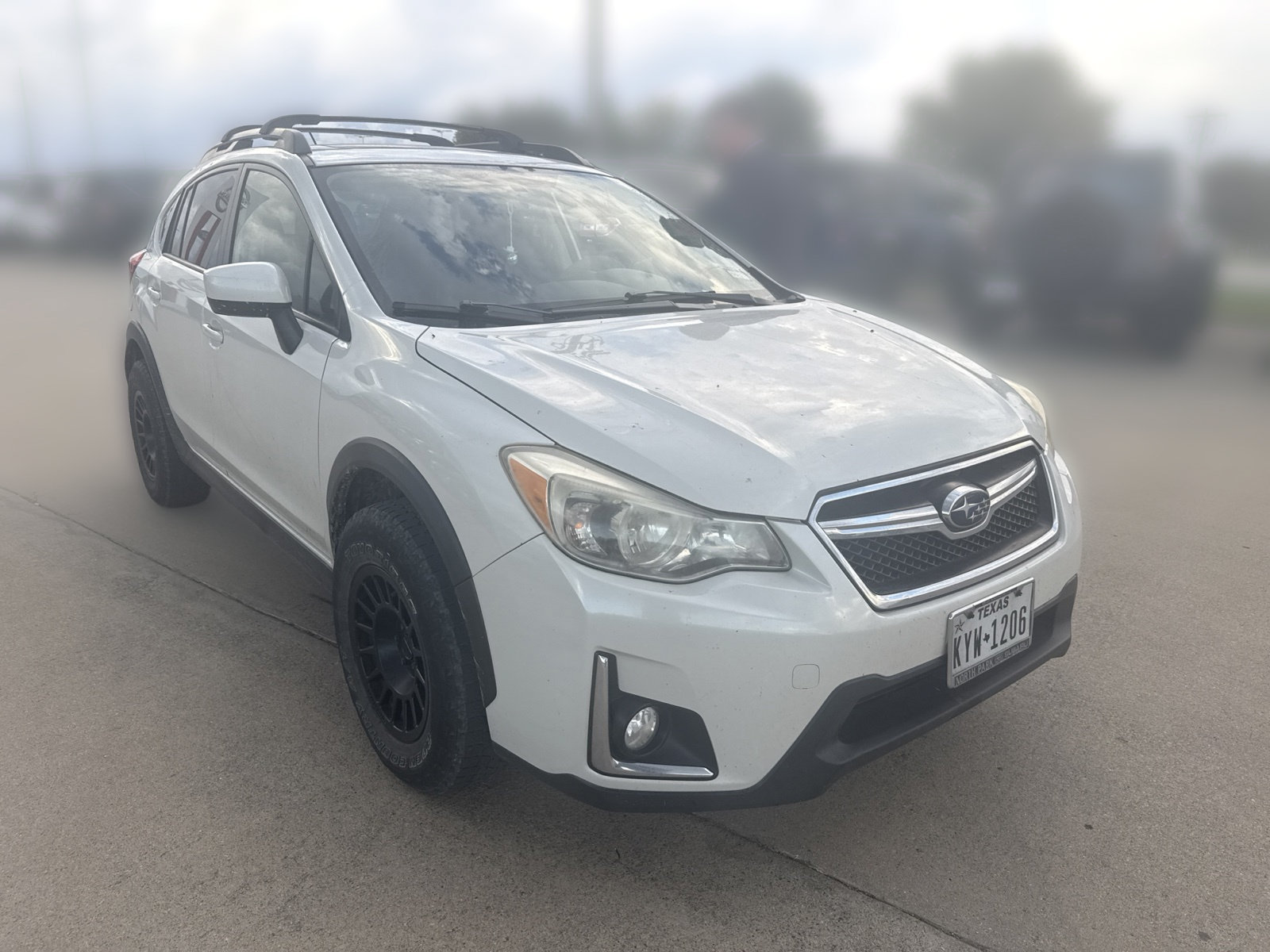 Used 2016 Subaru Crosstrek 2.0i Premium w/ Moonroof Package AWD/4WD image 2