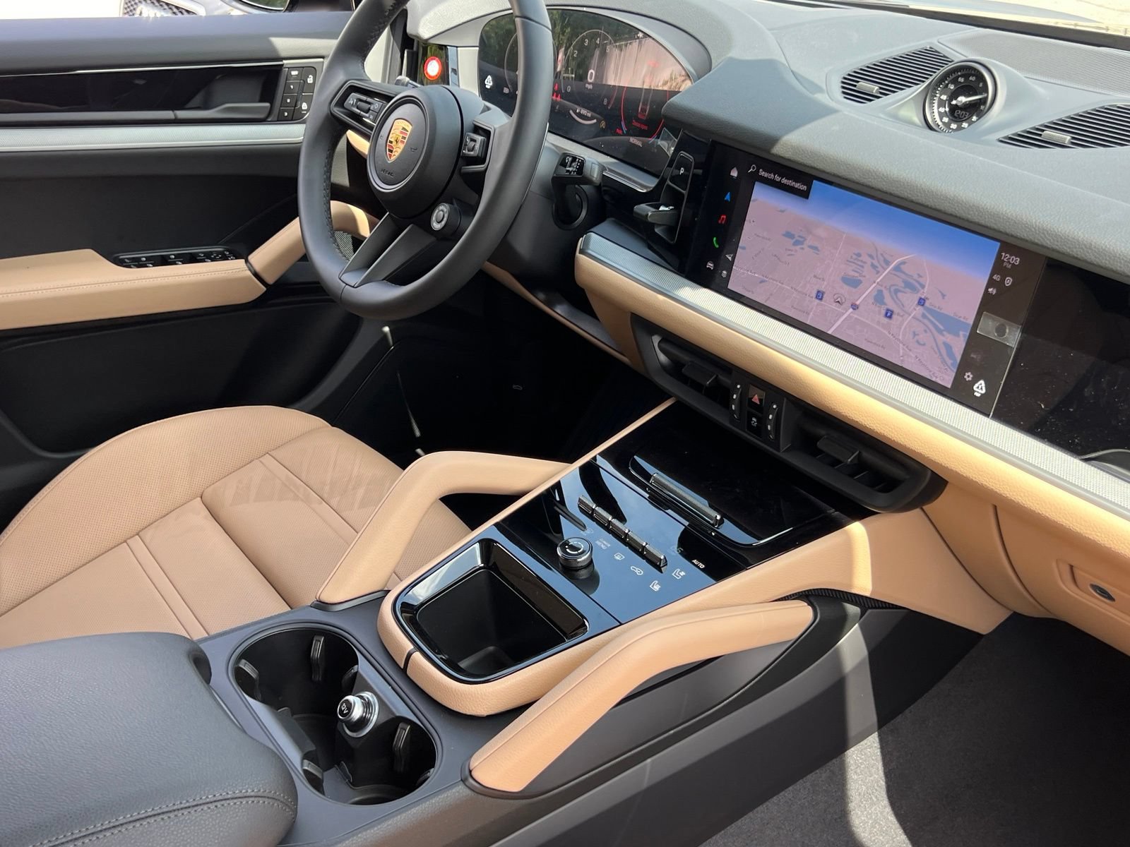 New 2026 Porsche Cayenne Coupe AWD/4WD image 15