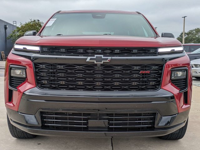 Used 2024 Chevrolet Traverse RS w/ LPO, Floor Liner Package FWD image 2