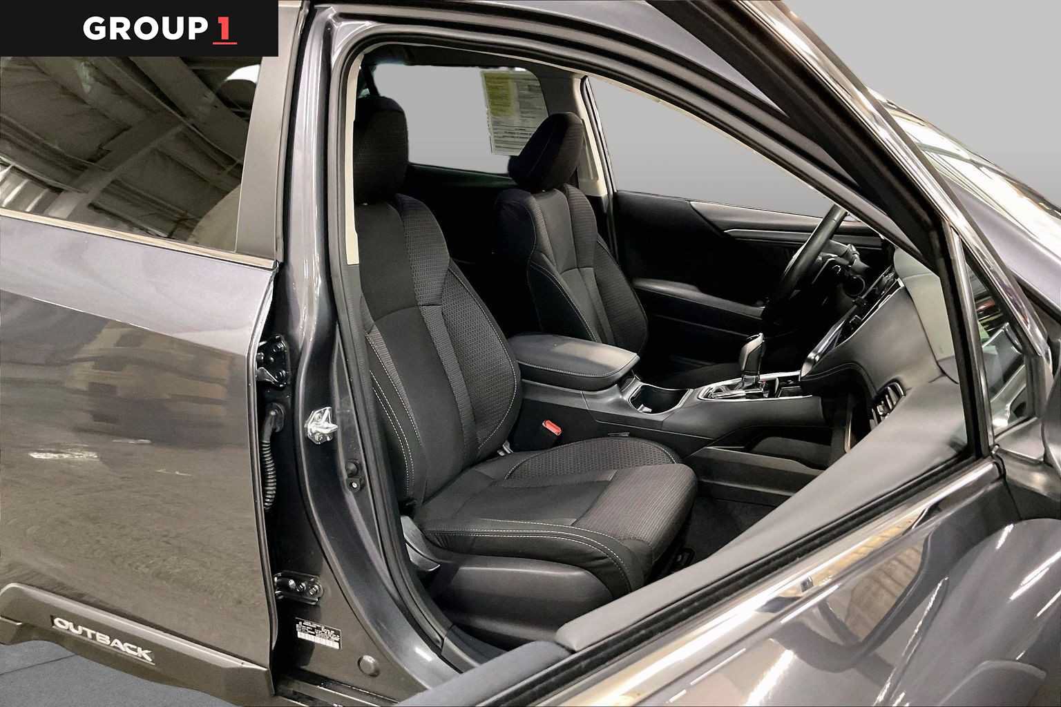 Certified 2025 Subaru Outback Premium AWD/4WD image 9
