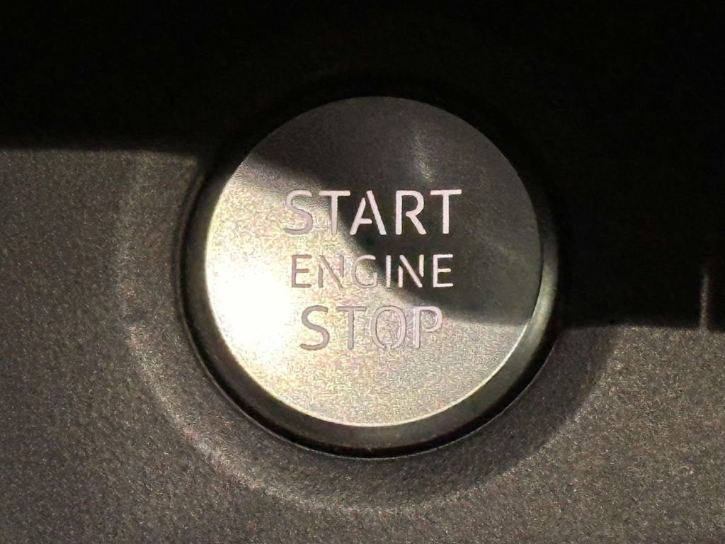 Used 2025 Audi Q5 2.0T Premium Plus w/ Premium Plus Package image 20