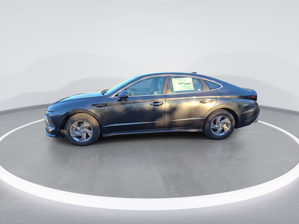 Used 2025 Hyundai Sonata SE image 5