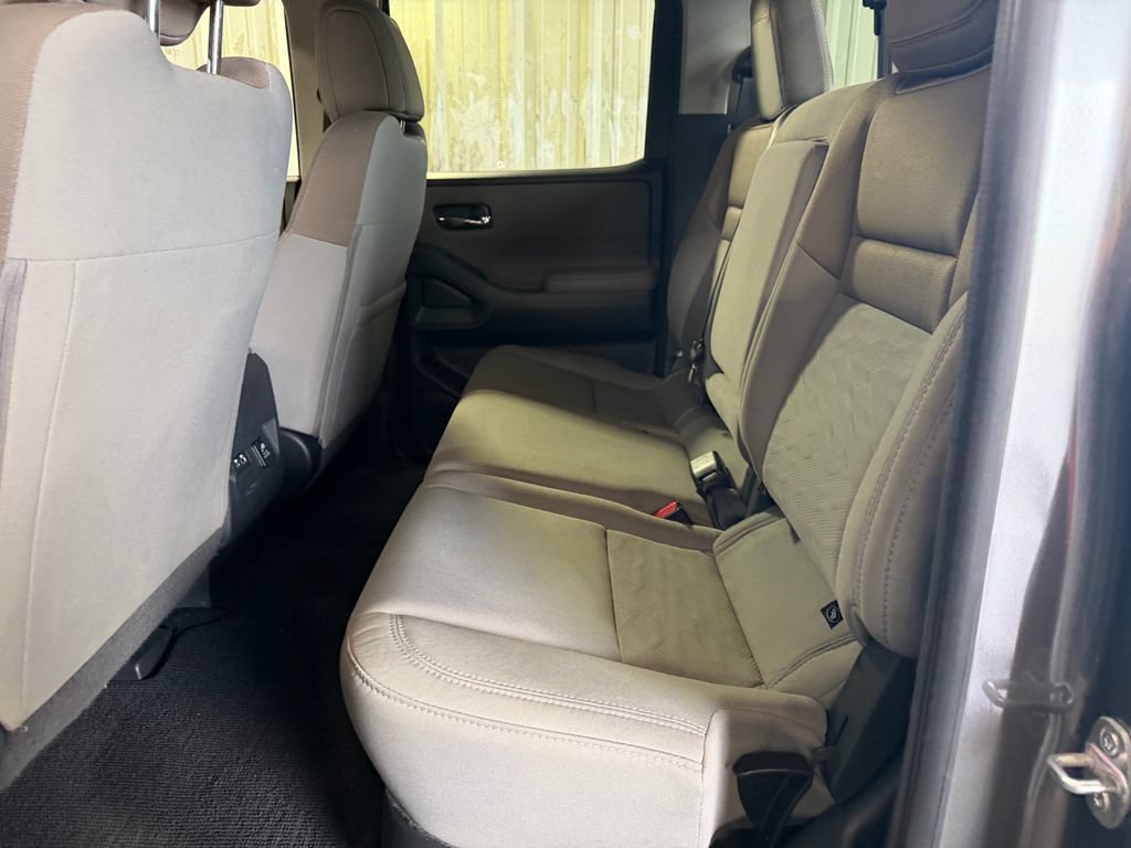 Used 2023 Nissan Frontier SV w/ SV Convenience Package AWD/4WD image 20