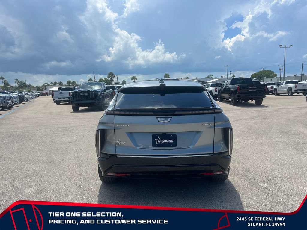 Used 2025 Cadillac Lyriq Luxury RWD image 6