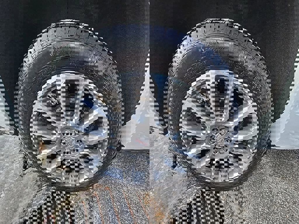 Used 2023 GMC Acadia Denali w/ Denali Ultimate Package image 39