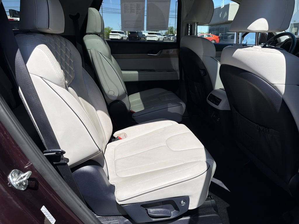 Used 2021 Hyundai Palisade Limited AWD/4WD image 17