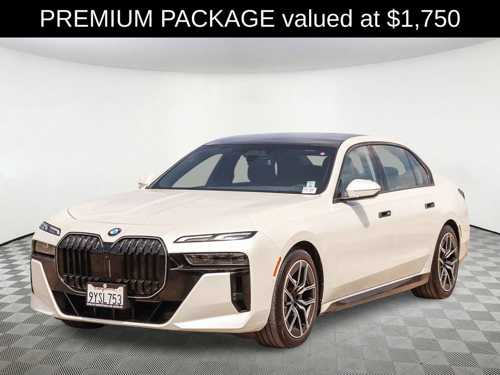 Used 2026 BMW 740i xDrive AWD/4WD image 3