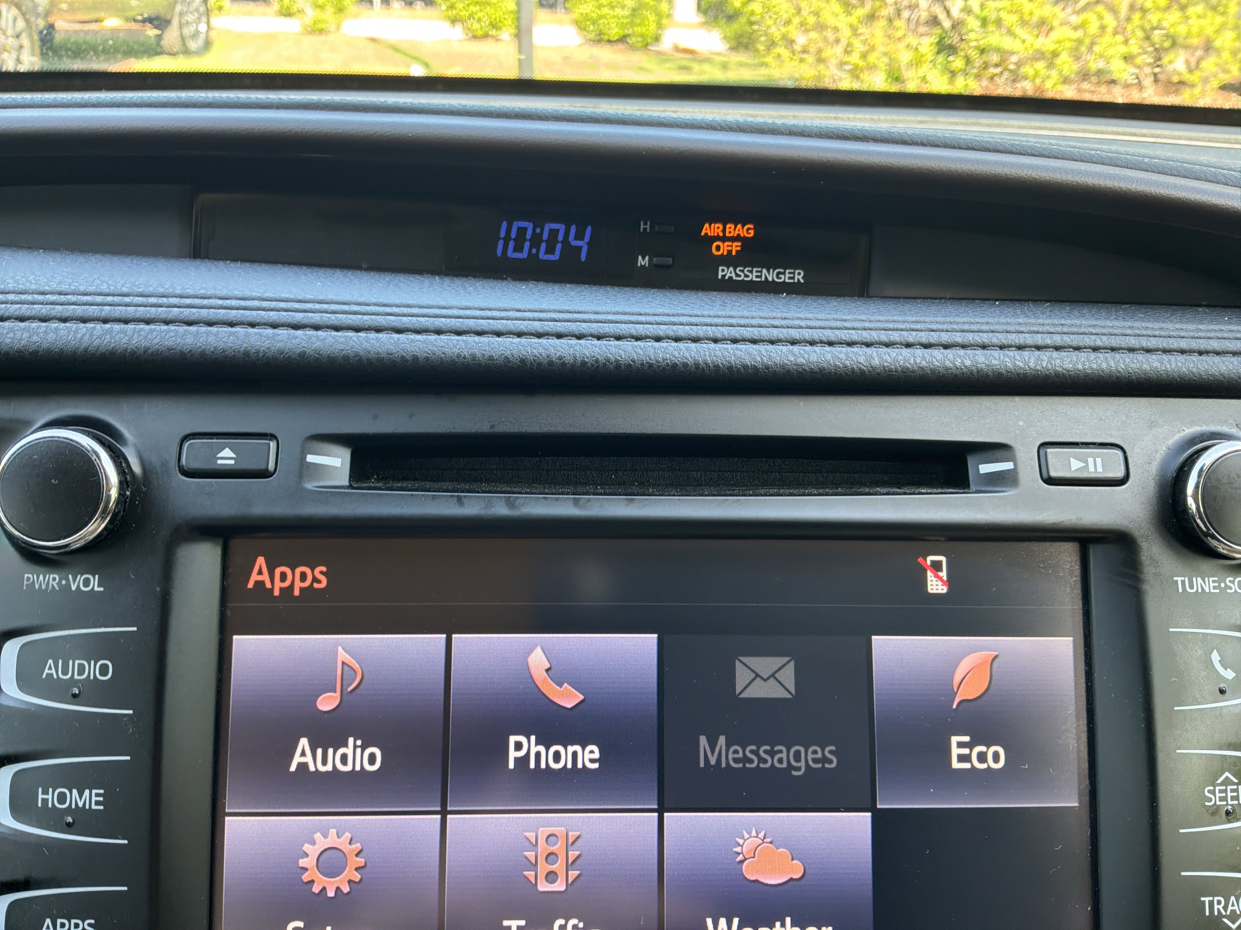 Used 2019 Toyota Highlander Plus FWD image 28