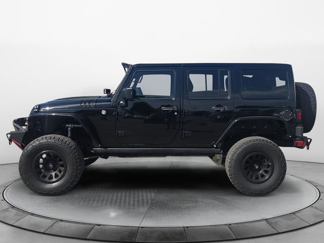 Used 2017 Jeep Wrangler Unlimited Rubicon w/ Cold Weather Group image 2