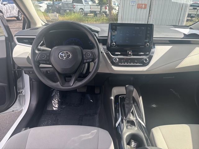 Used 2022 Toyota Corolla LE image 26