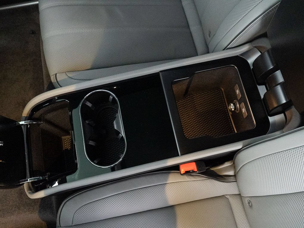 New 2026 Bentley Bentayga Extended Wheelbase AWD/4WD image 27
