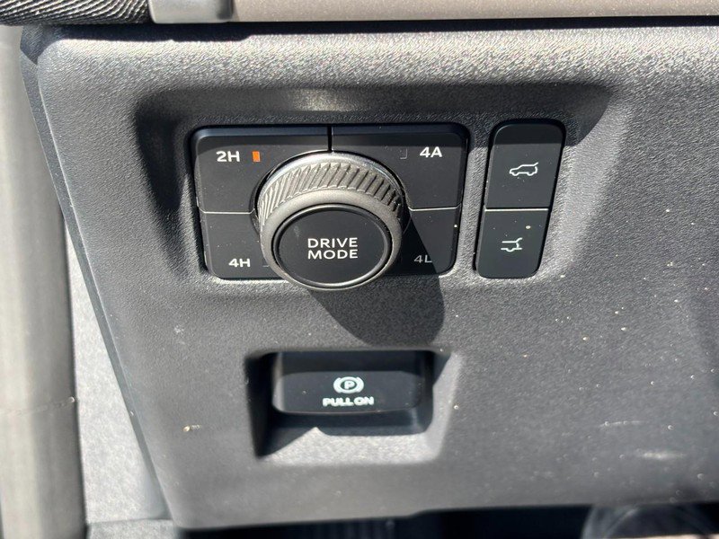 Used 2025 Ford Expedition Active image 20