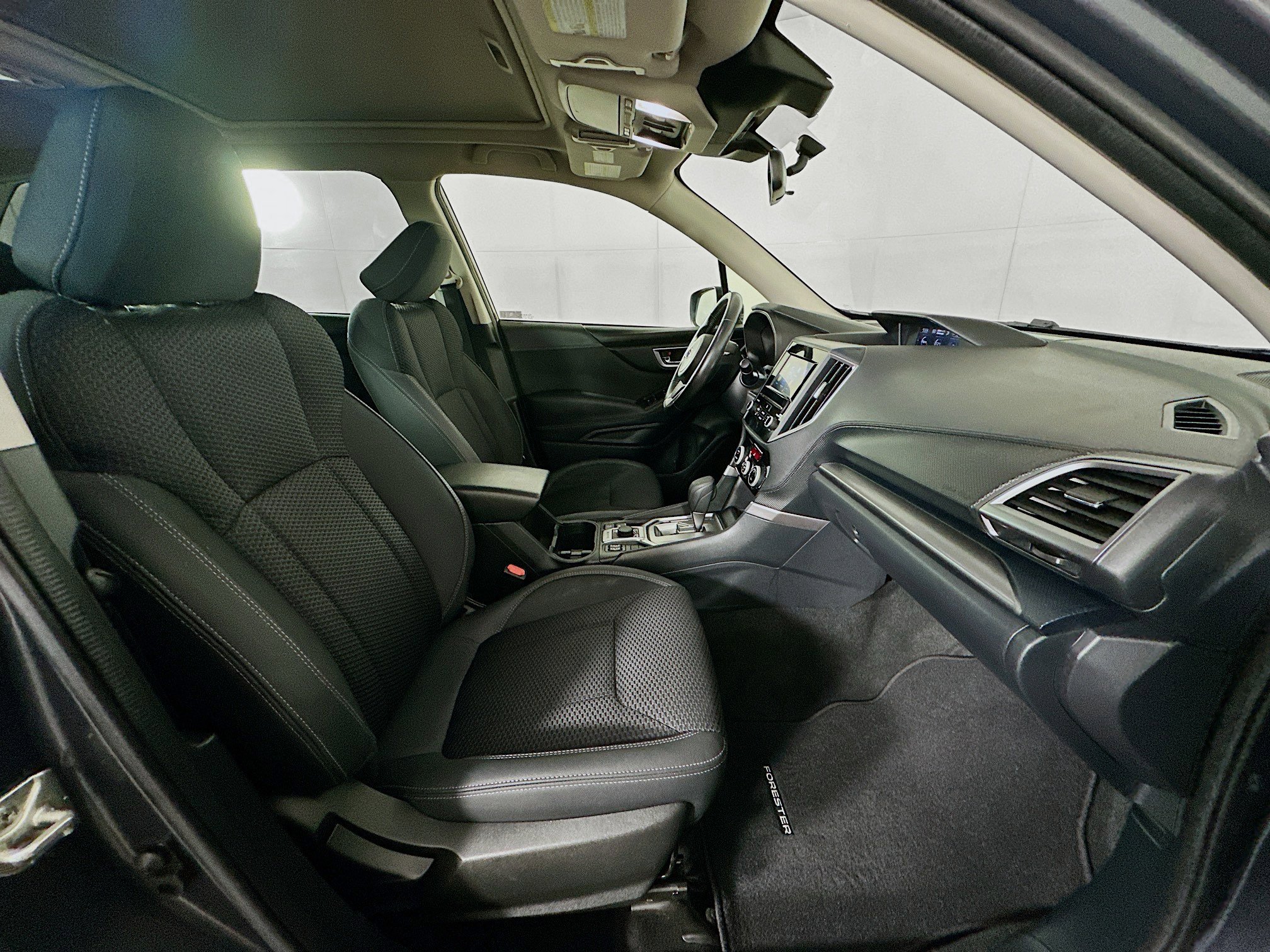 Used 2022 Subaru Forester Premium image 30