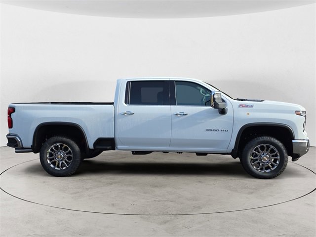 New 2026 Chevrolet Silverado 3500 LTZ image 6
