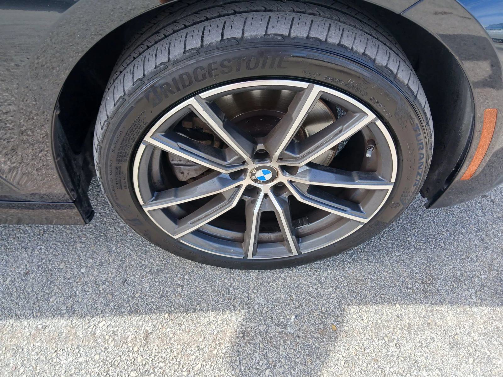 Used 2019 BMW 330i xDrive Sedan w/ Premium Package AWD/4WD image 20