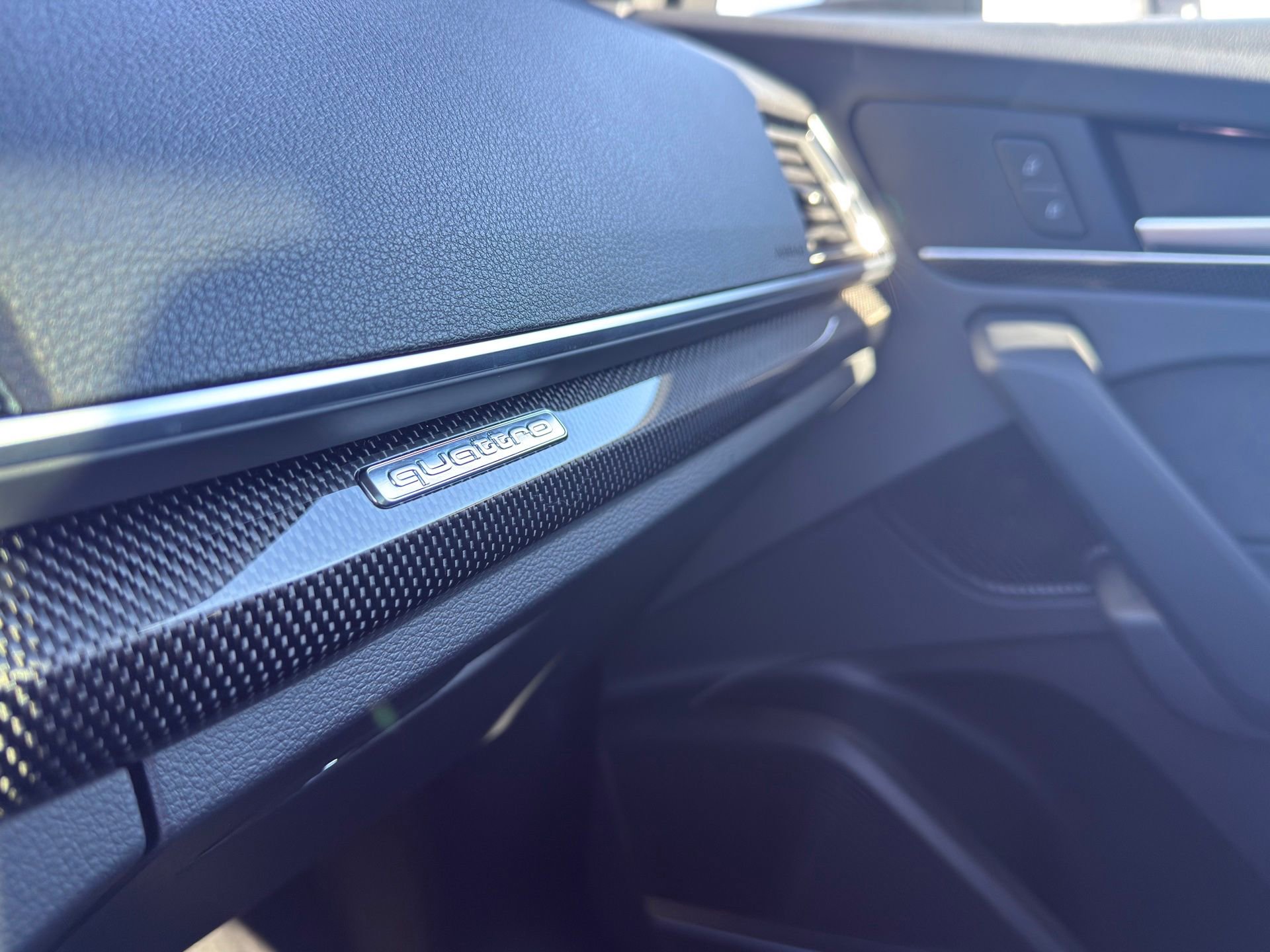 Used 2024 Audi SQ5 Premium Plus image 25