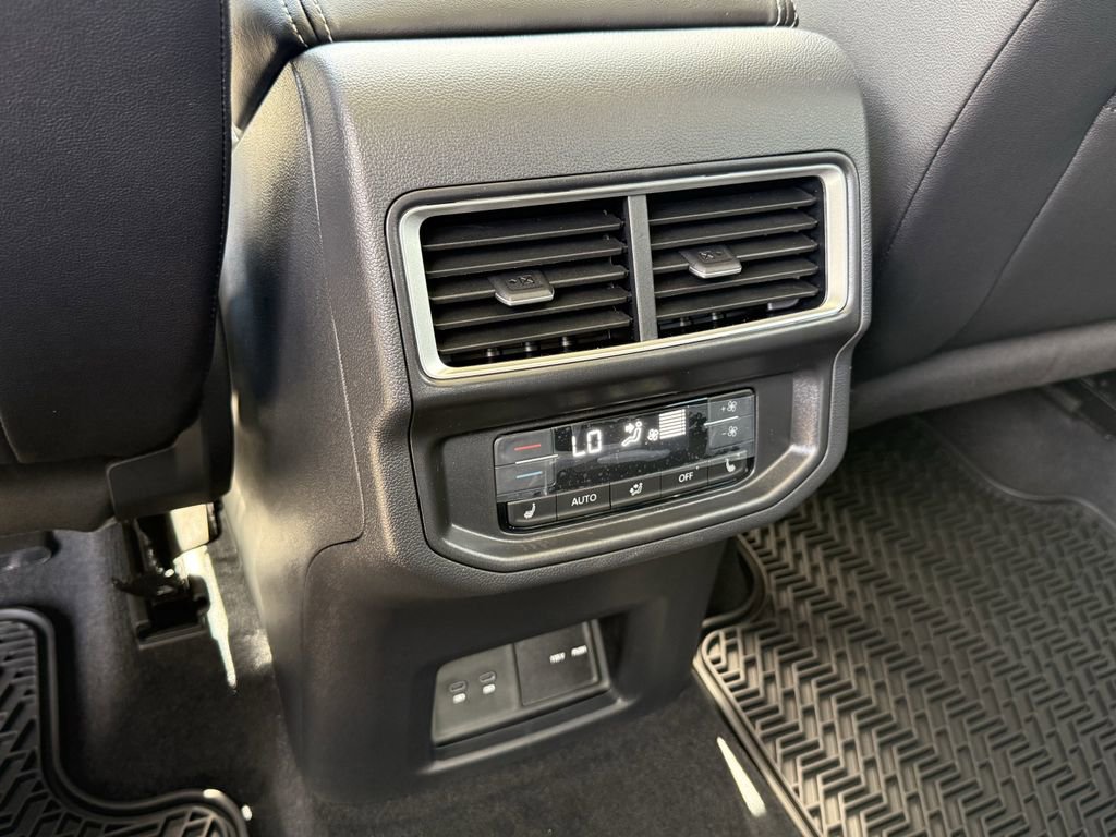 New 2026 Volkswagen Atlas SEL Premium R-Line AWD/4WD image 25