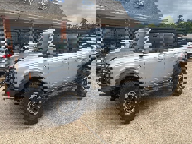 Certified 2022 Ford Bronco Outer Banks w/ Sasquatch Package