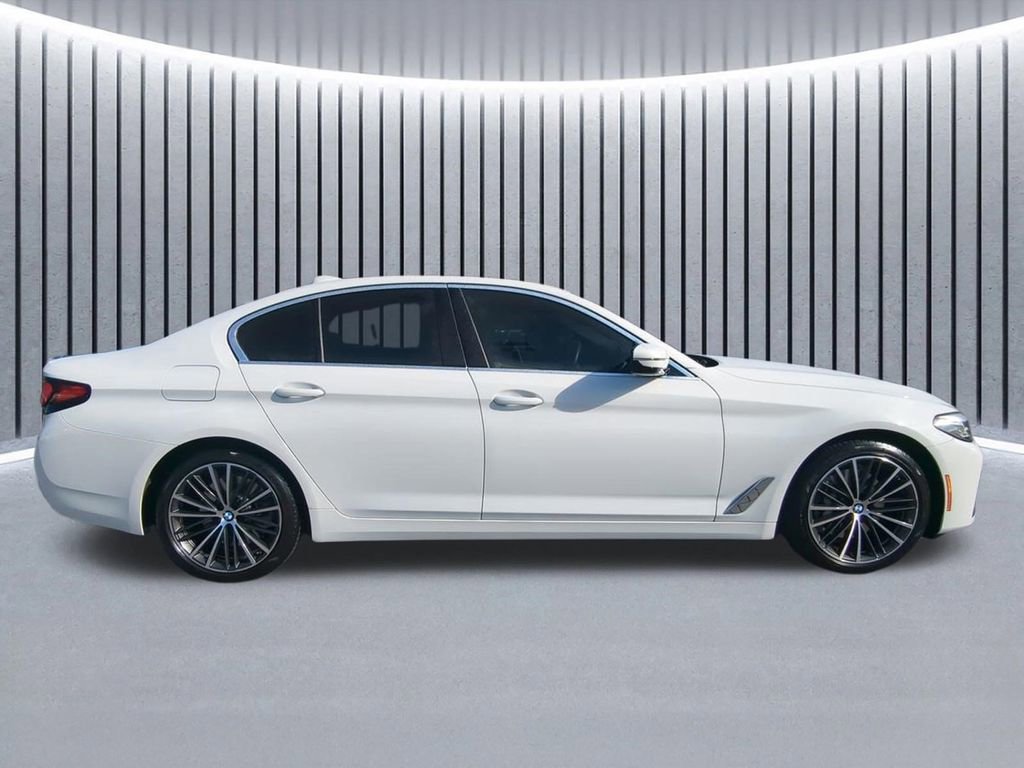 Certified 2023 BMW 540i w/ Convenience Package image 4