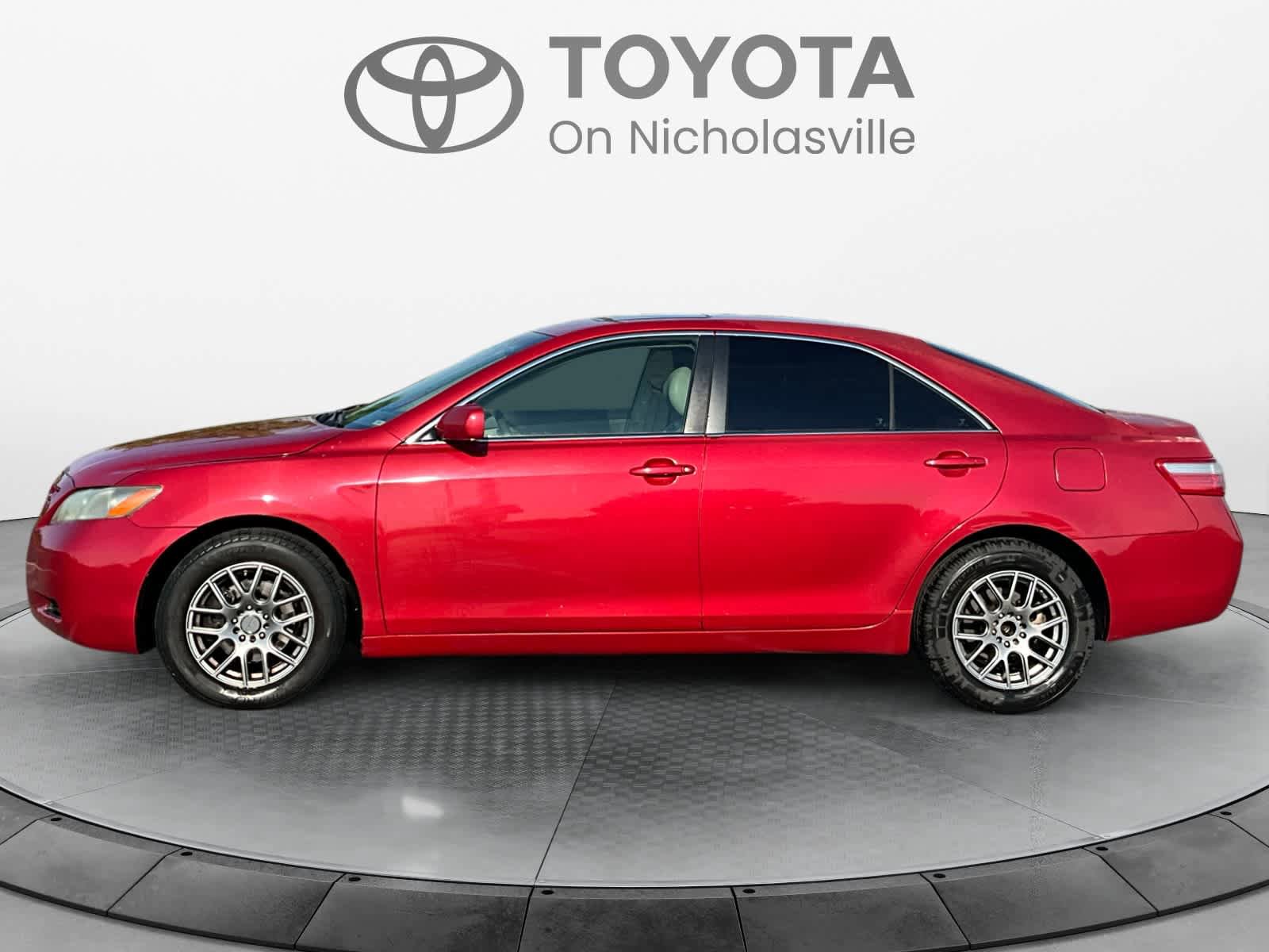 Used 2007 Toyota Camry LE FWD image 2