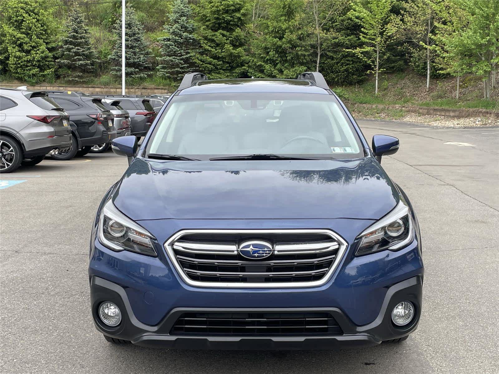 Used 2019 Subaru Outback 3.6R Limited w/ Popular Package #2 AWD/4WD image 8