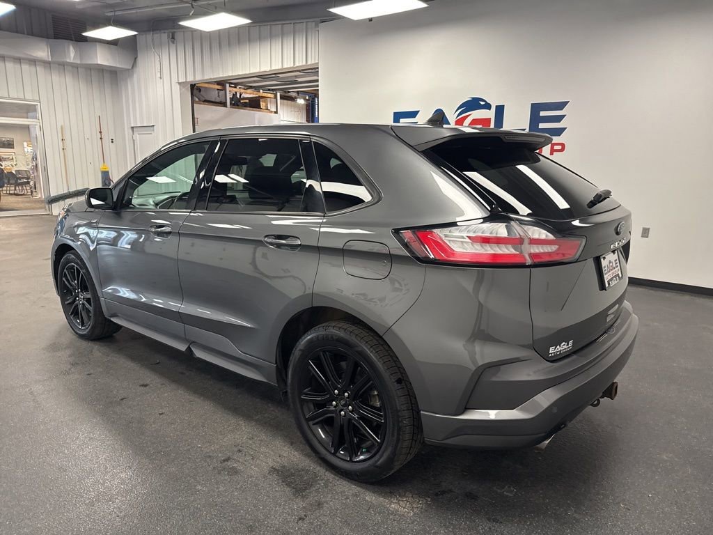 Used 2021 Ford Edge ST-Line w/ Class II Trailer Tow Package AWD/4WD image 7