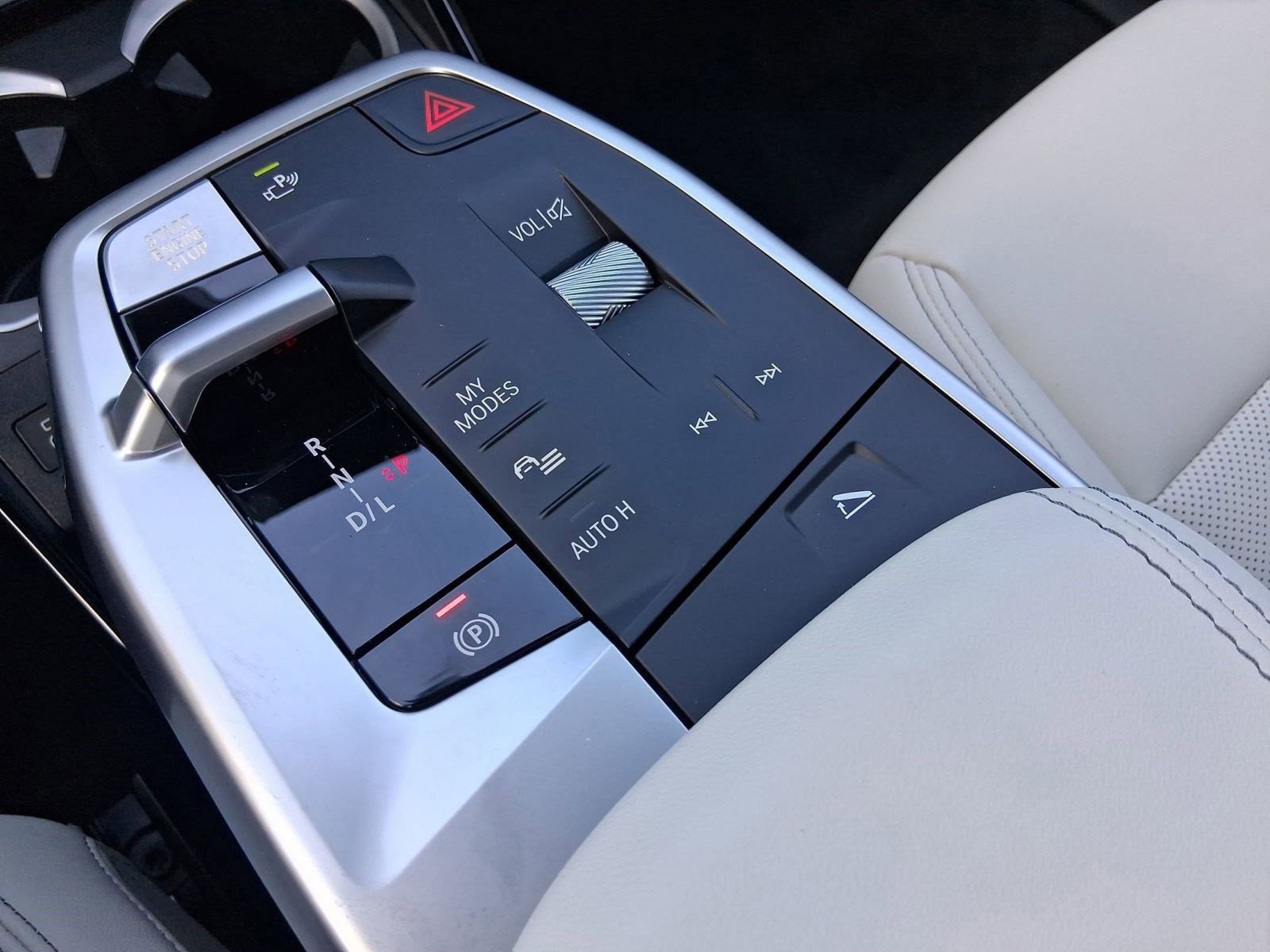 Used 2026 BMW X2 xDrive28i w/ Technology Package image 17