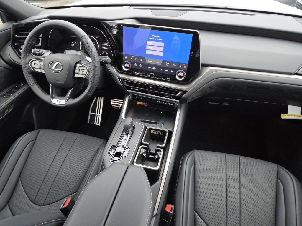 New 2026 Lexus TX 500h AWD image 37
