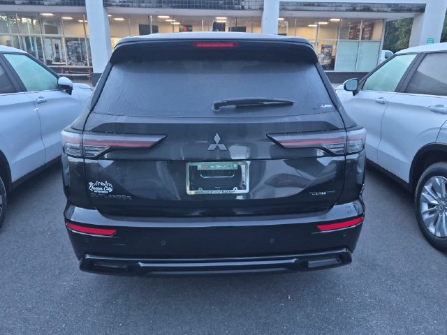 New 2026 Mitsubishi Outlander LE FWD image 4