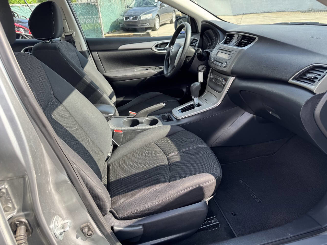 Used 2014 Nissan Sentra S image 34