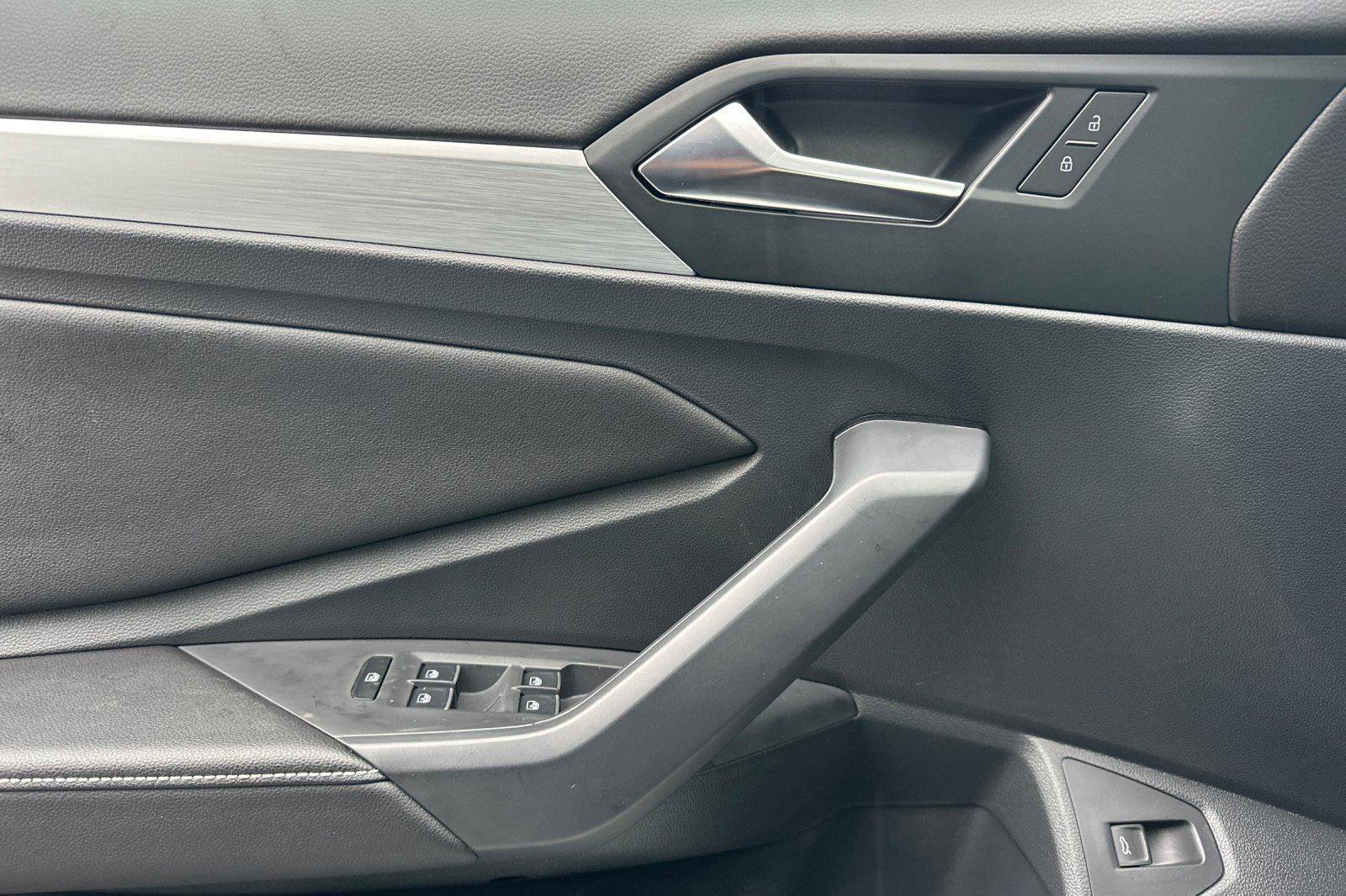 New 2026 Volkswagen Jetta Sport FWD image 10