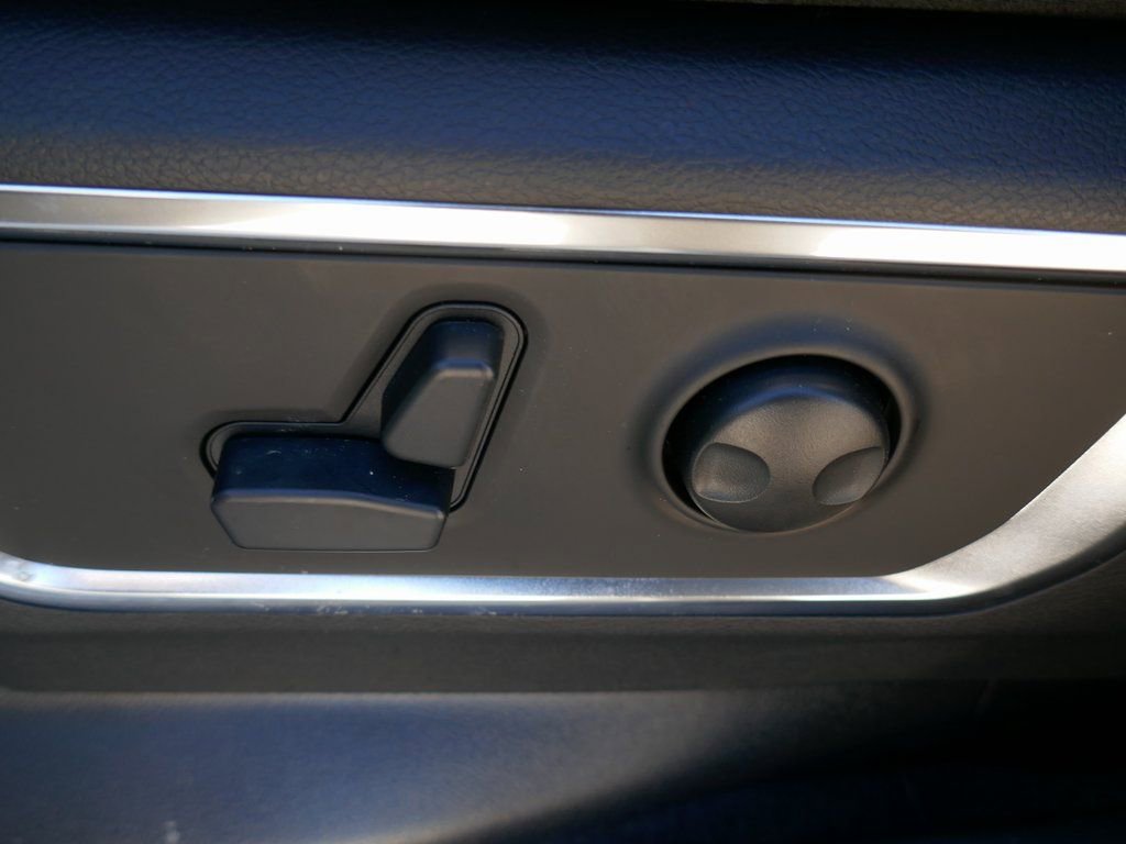 New 2026 RAM 1500 Laramie w/ Night Edition image 16