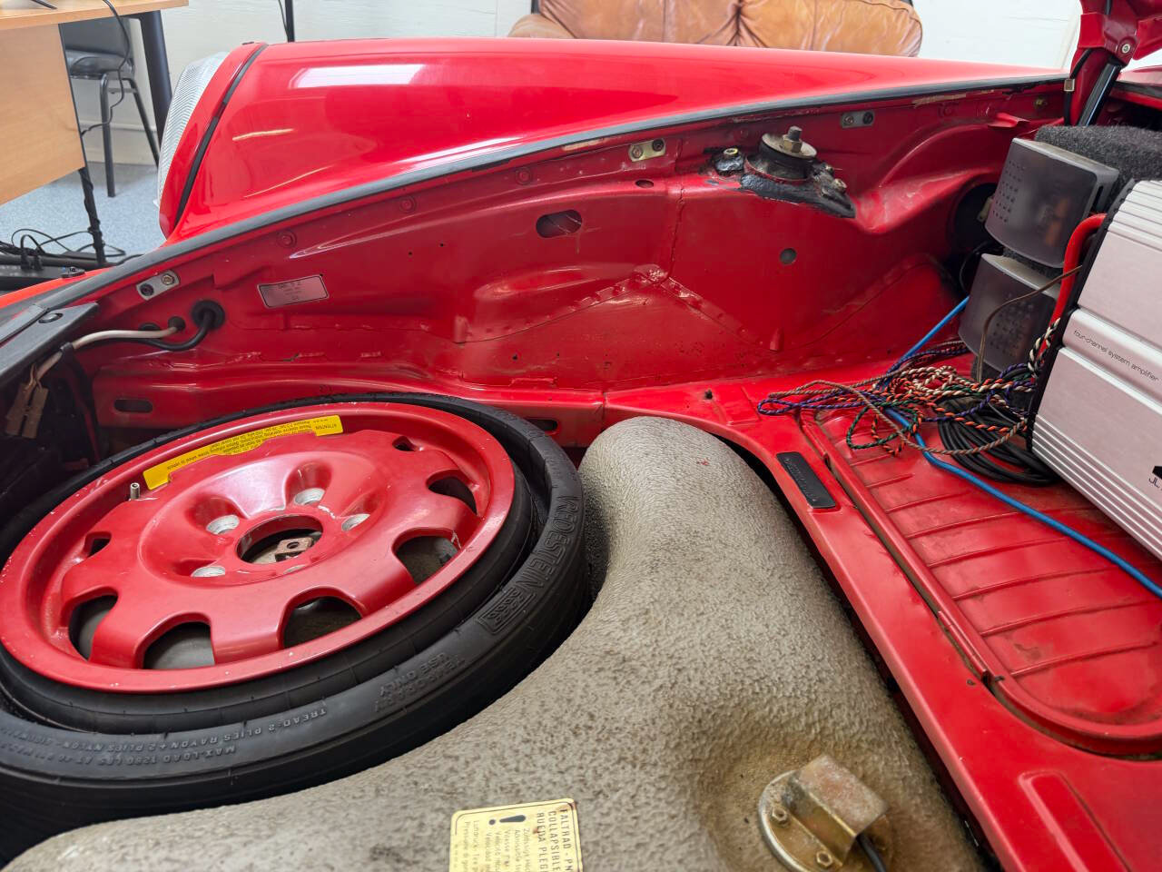 Used 1988 Porsche 911 Carrera RWD image 43