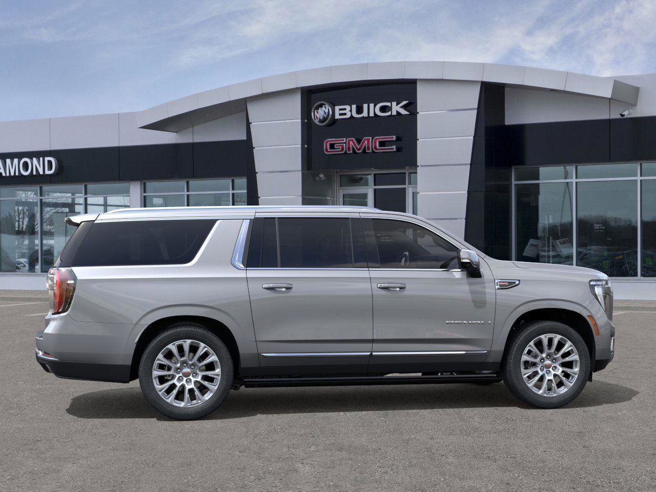 New 2026 GMC Yukon XL Denali w/ Denali Reserve Package image 5