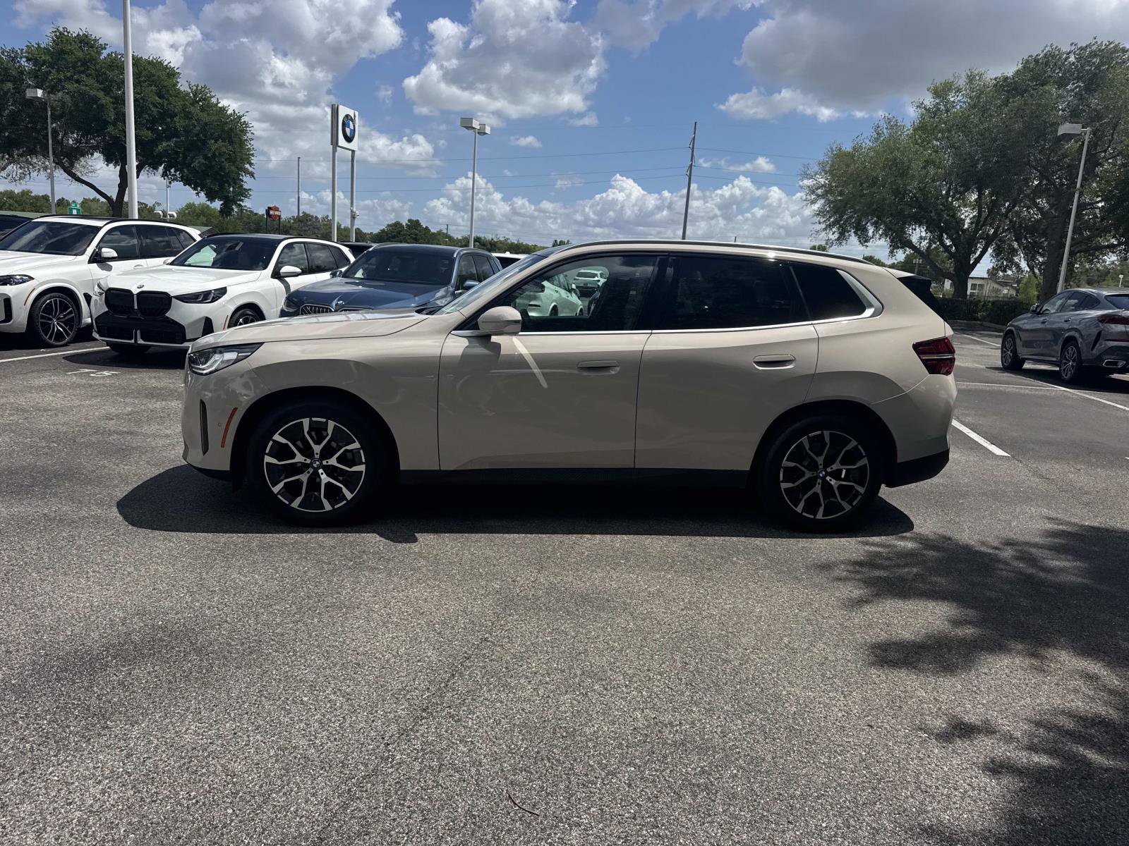 Certified 2025 BMW X3 xDrive30i w/ Convenience Package image 7