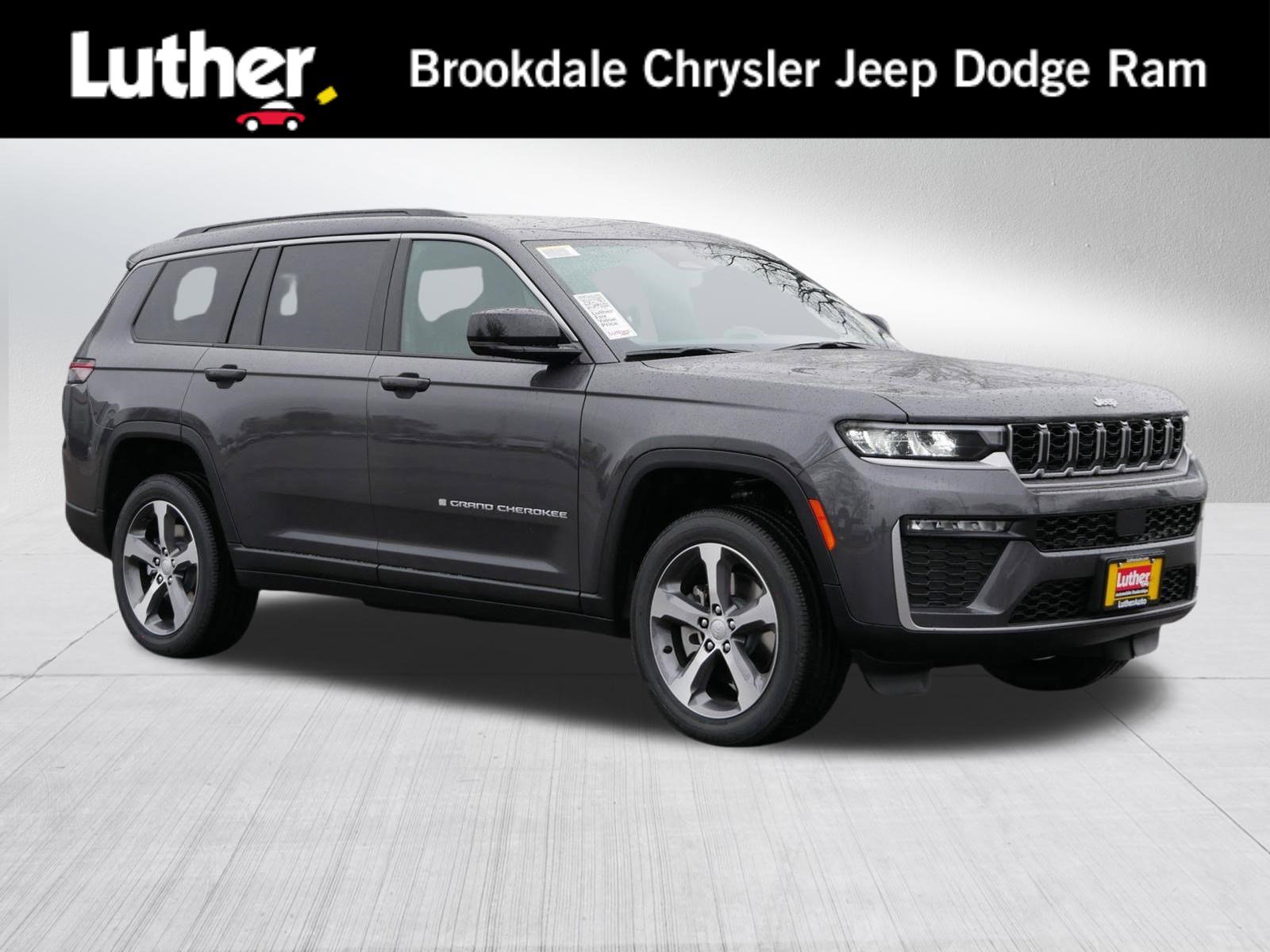 New 2026 Jeep Grand Cherokee L Limited AWD/4WD video 1