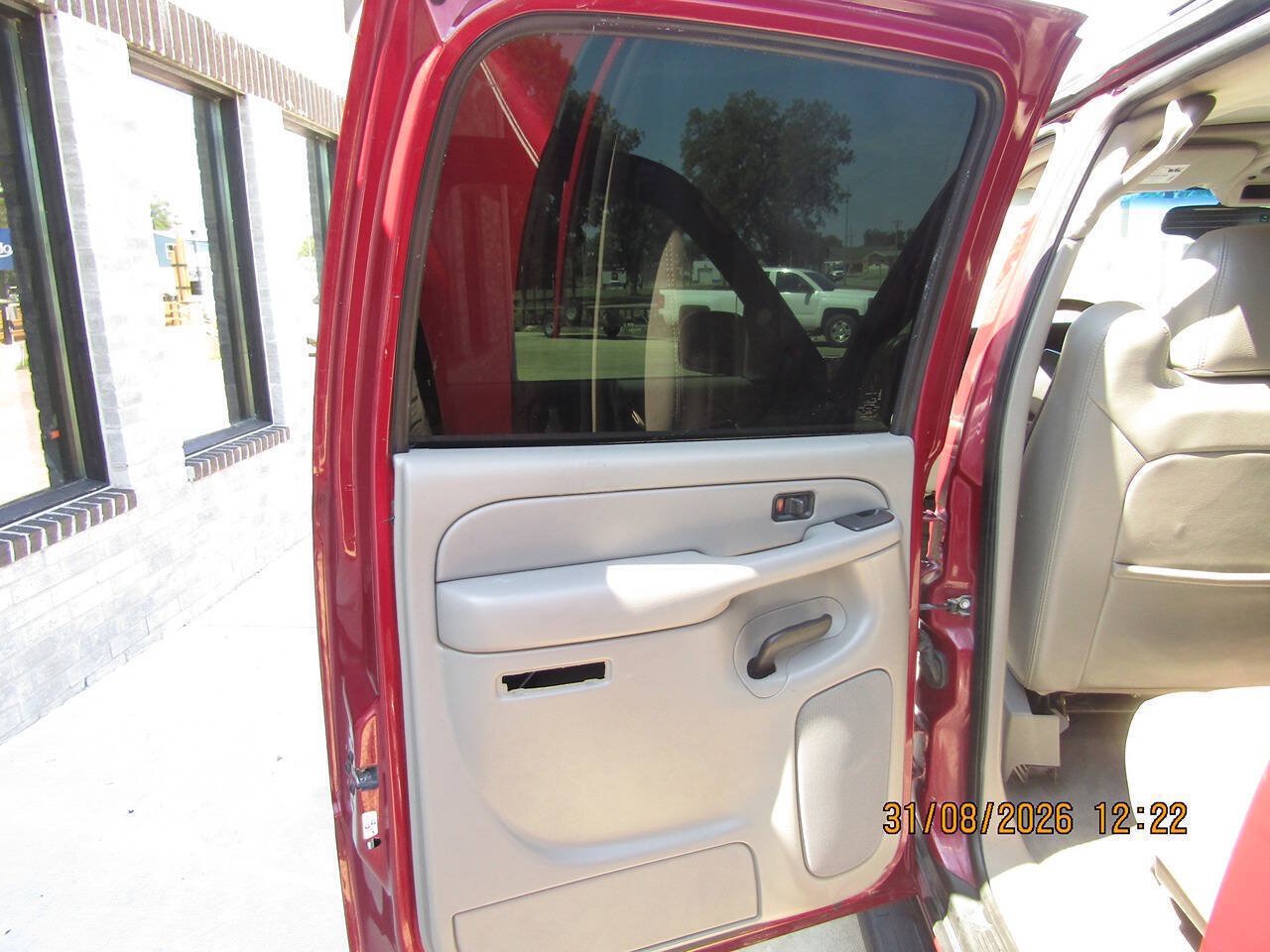 Used 2006 Chevrolet Avalanche Z71 w/ Sun And Sound Package AWD/4WD image 11