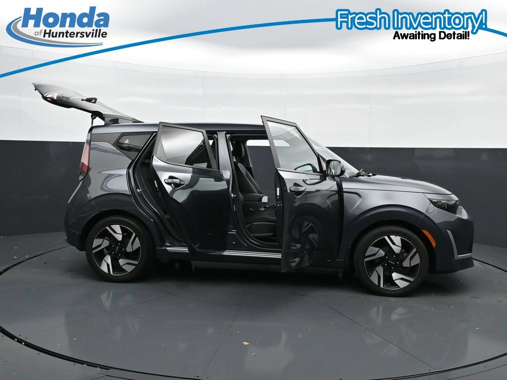 Used 2023 Kia Soul GT-Line FWD image 45