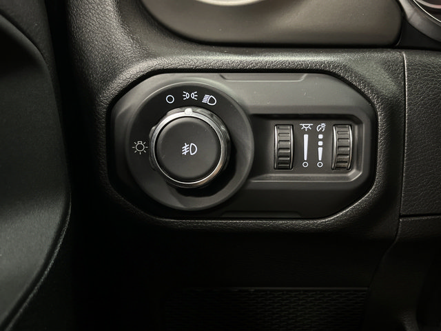 Used 2021 Jeep Wrangler Sport AWD/4WD image 22