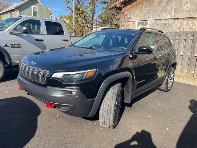 Used 2022 Jeep Cherokee Trailhawk image 5
