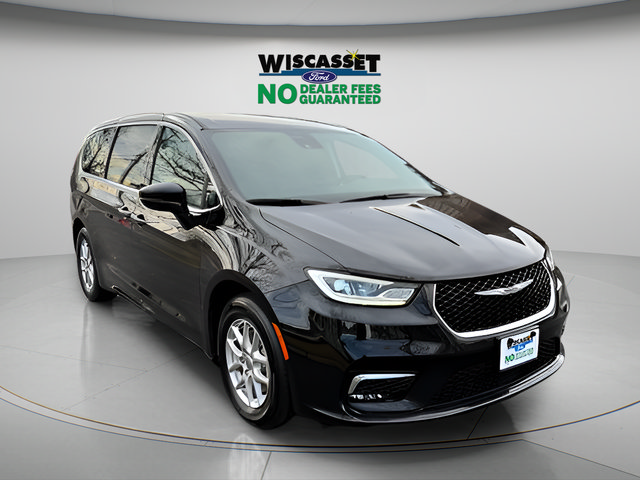 Used 2024 Chrysler Pacifica Touring-L FWD image 22