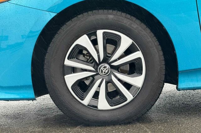 Used 2019 Toyota Prius Prime Plus FWD image 24