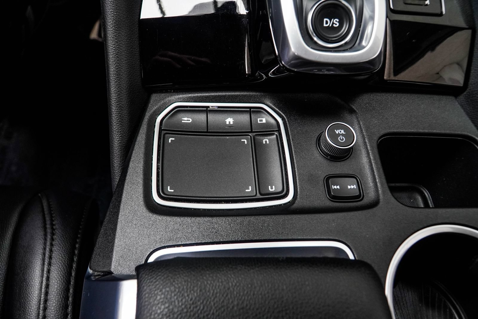 Used 2023 Acura MDX SH-AWD image 22