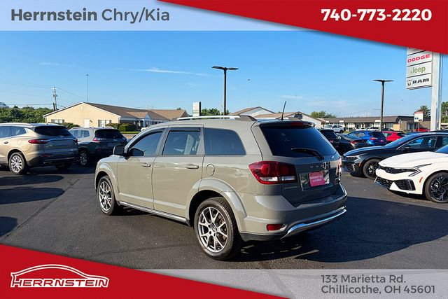 Used 2020 Dodge Journey Crossroad w/ Popular Equipment Group FWD image 5